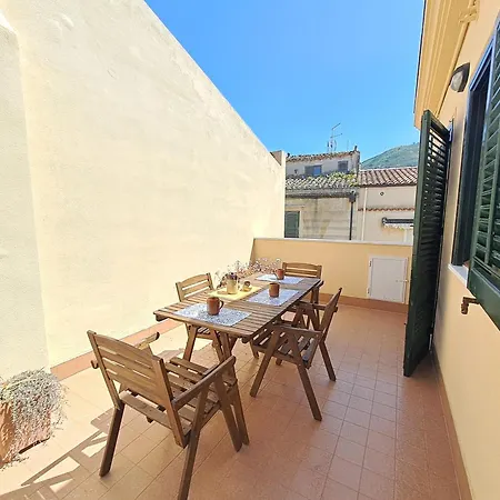 Mirea By Casa In Mente