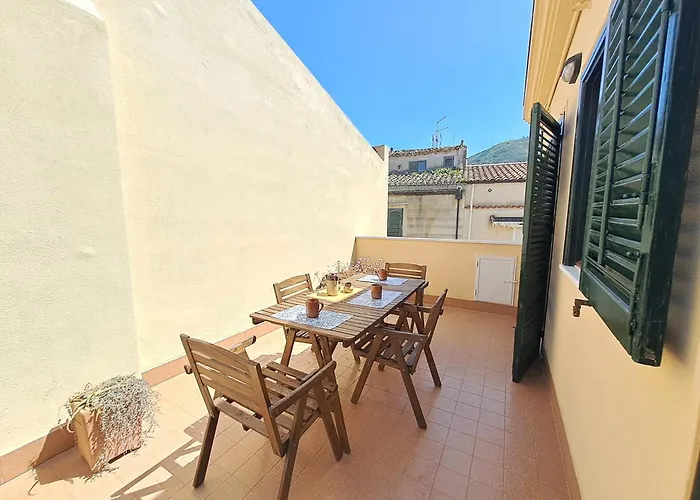 Mirea By Casa In Mente